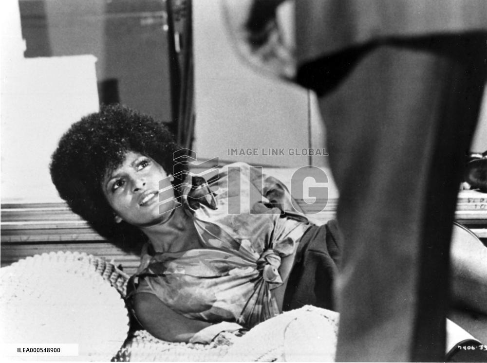 FOXY BROWN