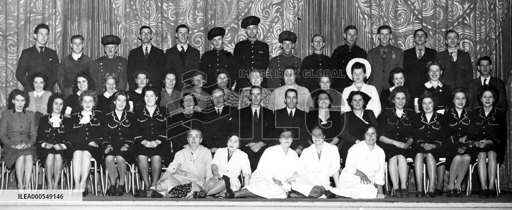 CINEMA STAFF - The GAUMONT, BROMLEY, KENT  THIS GROUP WOULD