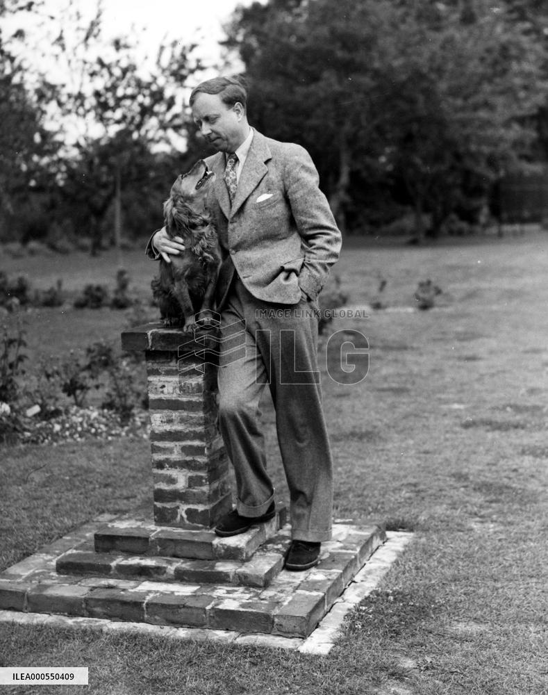 A J CRONIN circa 1938  WRITER