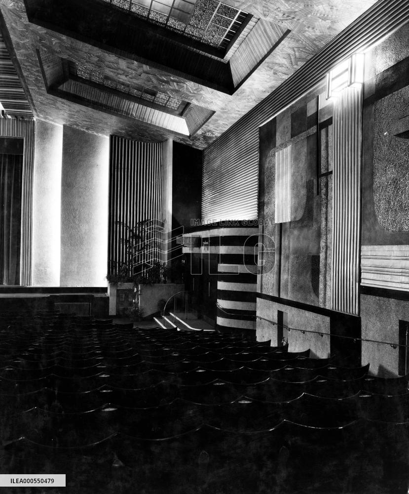 CINEMA, GOLDERS GREEN, LONDON