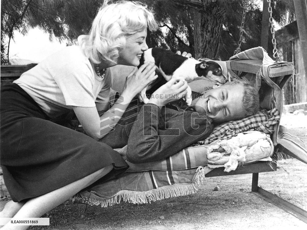 SKY FULL OF MOON JAN STERLING teases co-star CARLETON CARPEN