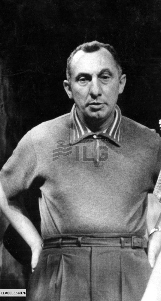 NICK CASTLE