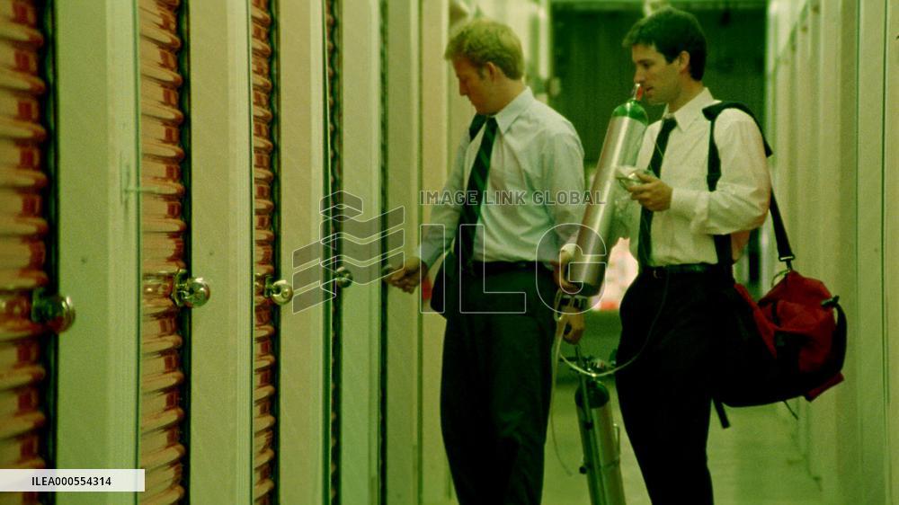PRIMER  David Sullivan (L) as Abe and Shane Carruth (R) as A