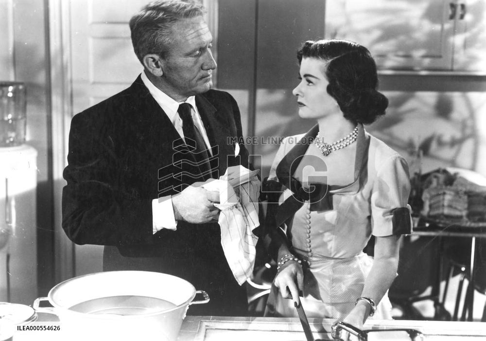 FATHER'S LITTLE DIVIDEND