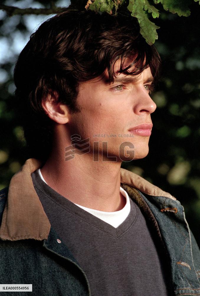 SMALLVILLE (Season 1) Metamorphosis (Episode #227601)  Roll