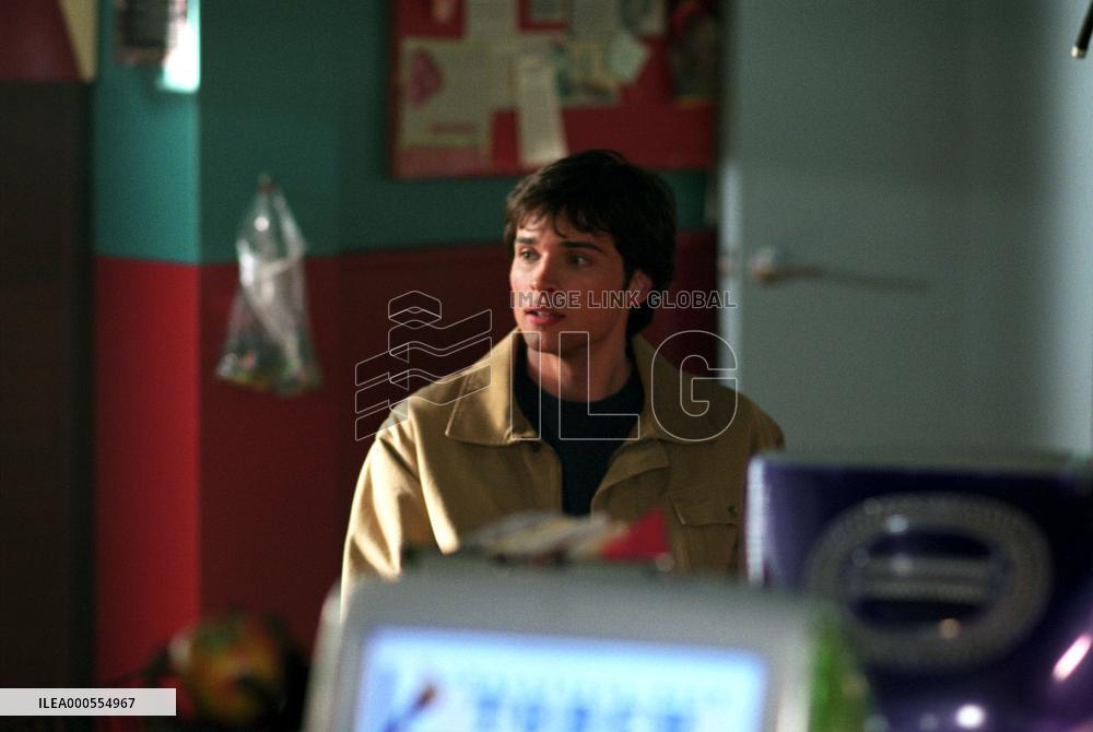 SMALLVILLE (Season 1) Tempest (Episode #227620) Roll 106, Fr