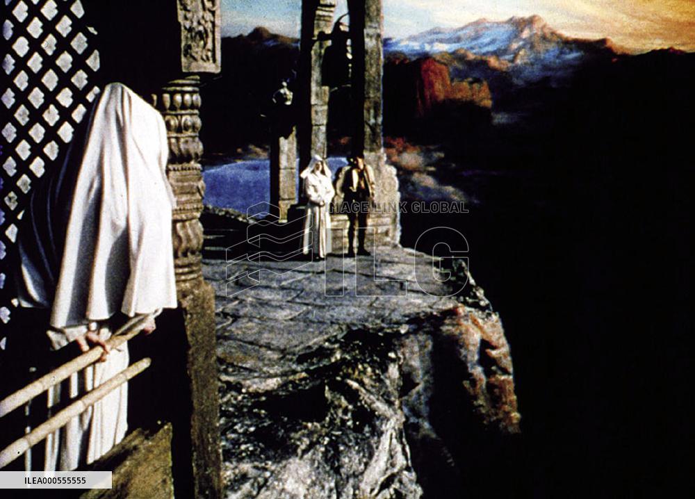BLACK NARCISSUS