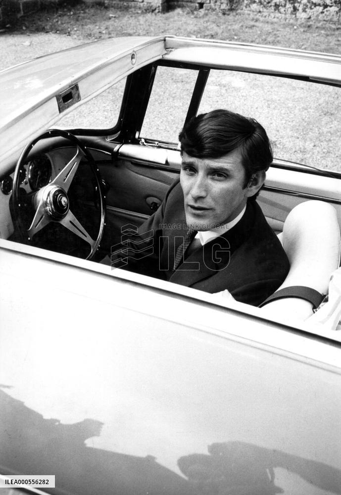 TOM BELL