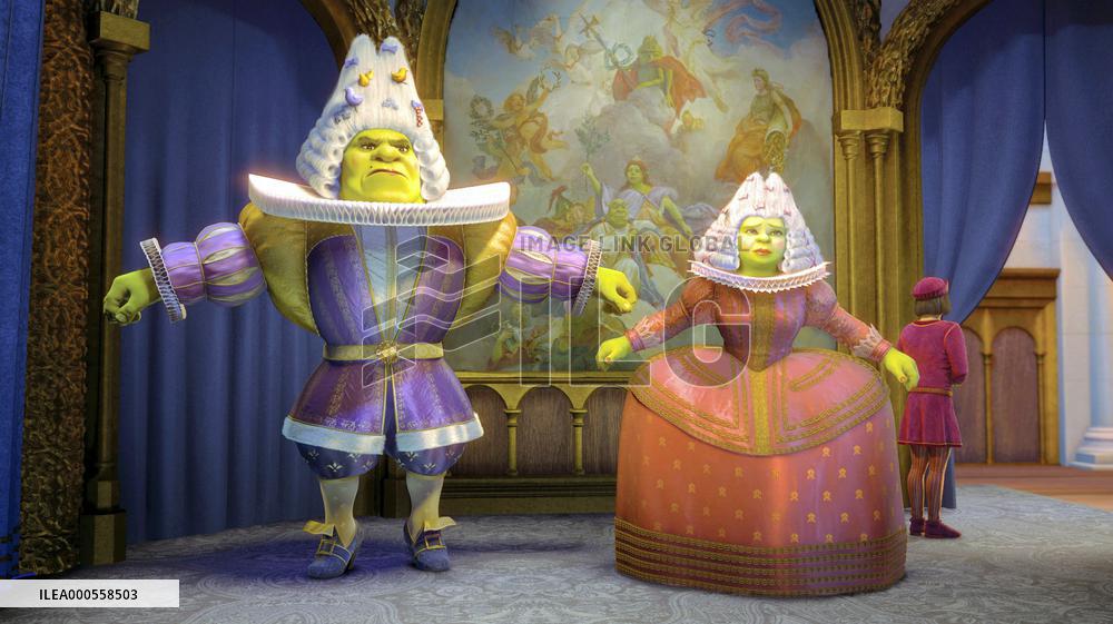 Shrek (MIKE MYERS) and Fiona (CAMERON DIAZ) find their new r