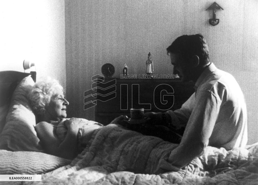 THE TERENCE DAVIES TRILOGY :  PT.2 MADONNA AND CHILD