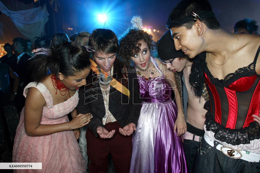 SKINS