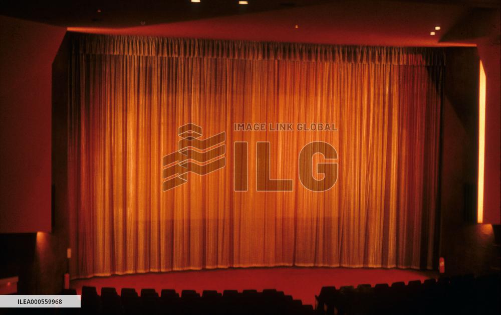 CINEMA CURTAINS