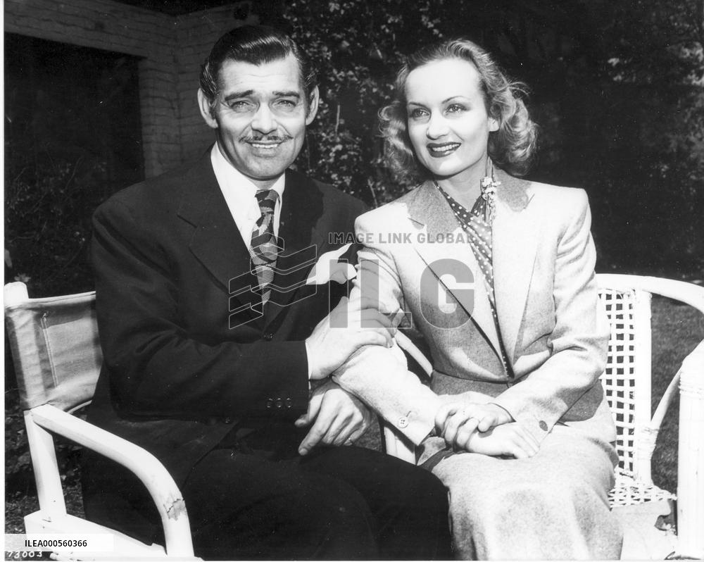 CLARK GABLE and CAROLE LOMBARD
