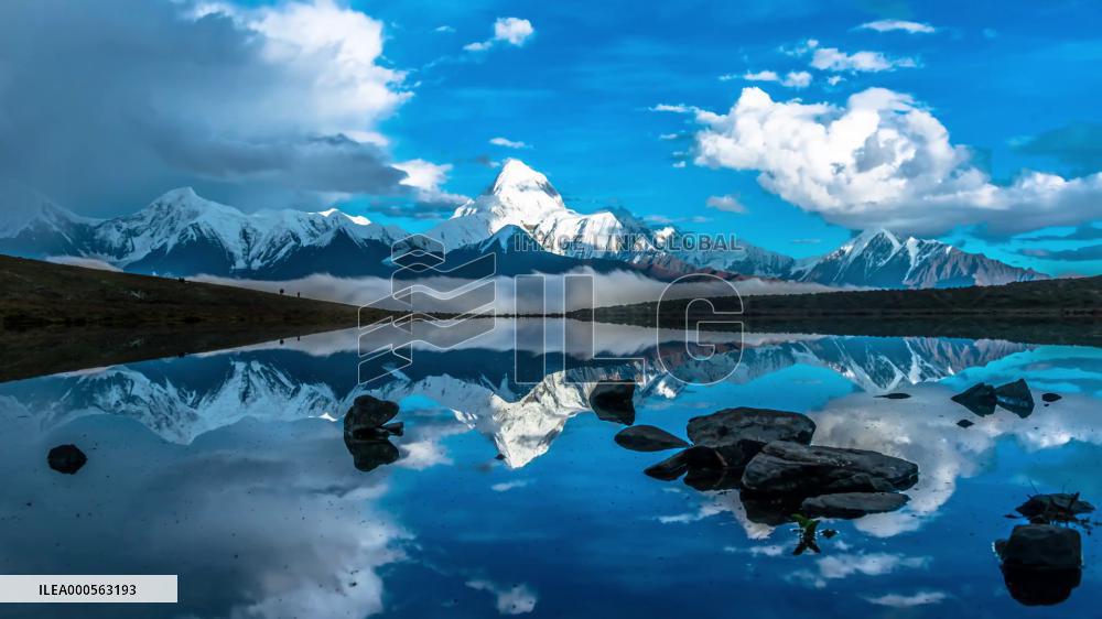 Time-lapse Video Of Gongga Snow Mountain