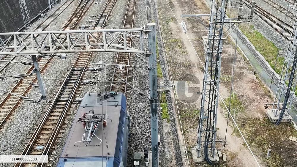 Spring Festival Travel Rush Drop