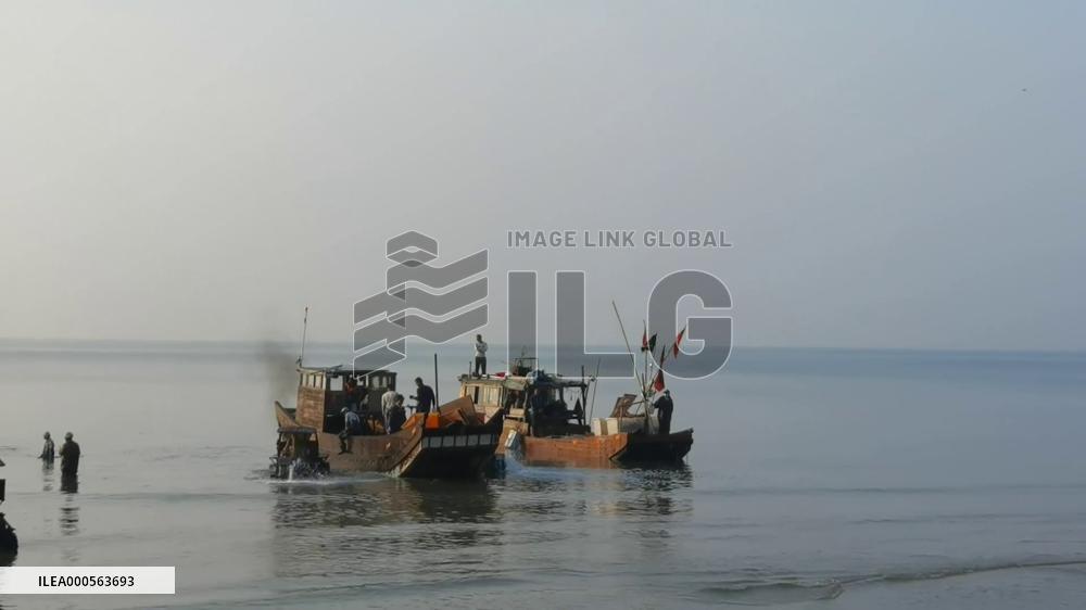 Shipping In Sea Water