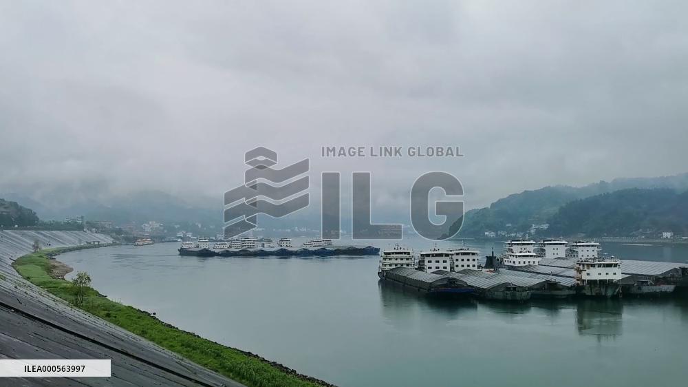 Three Gorges Dam Ships