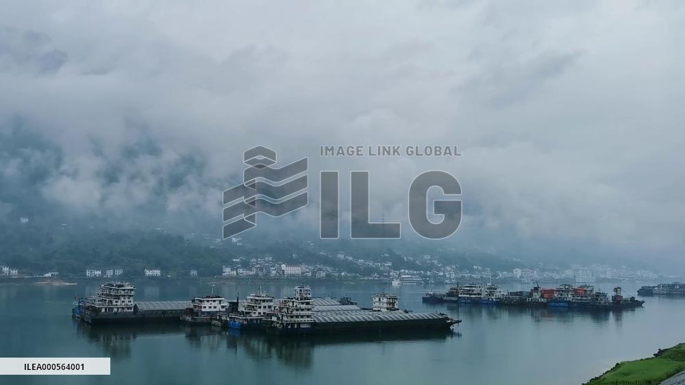 Three Gorges Dam Ships