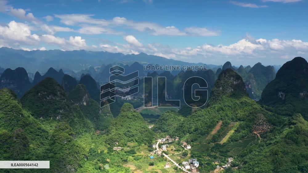 Drone Time-lapse Sunlit Mountain In Yangshuo