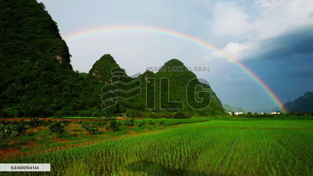 Time-lapse footage Rainbow Over Yulong River