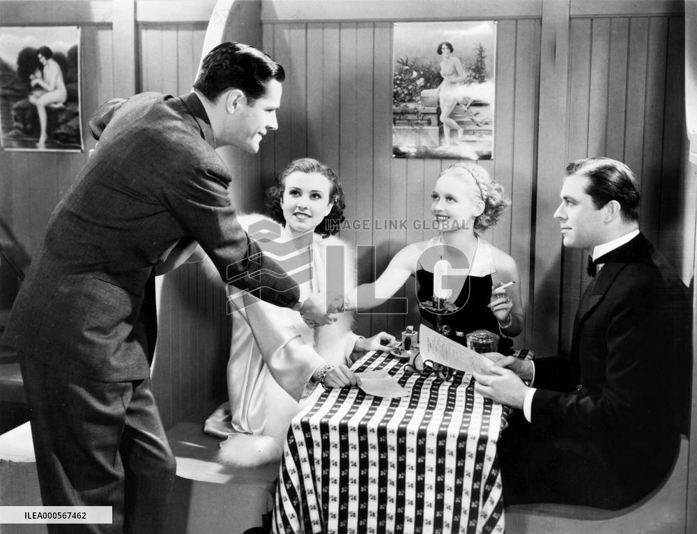 Fog Over Frisco film (1934)