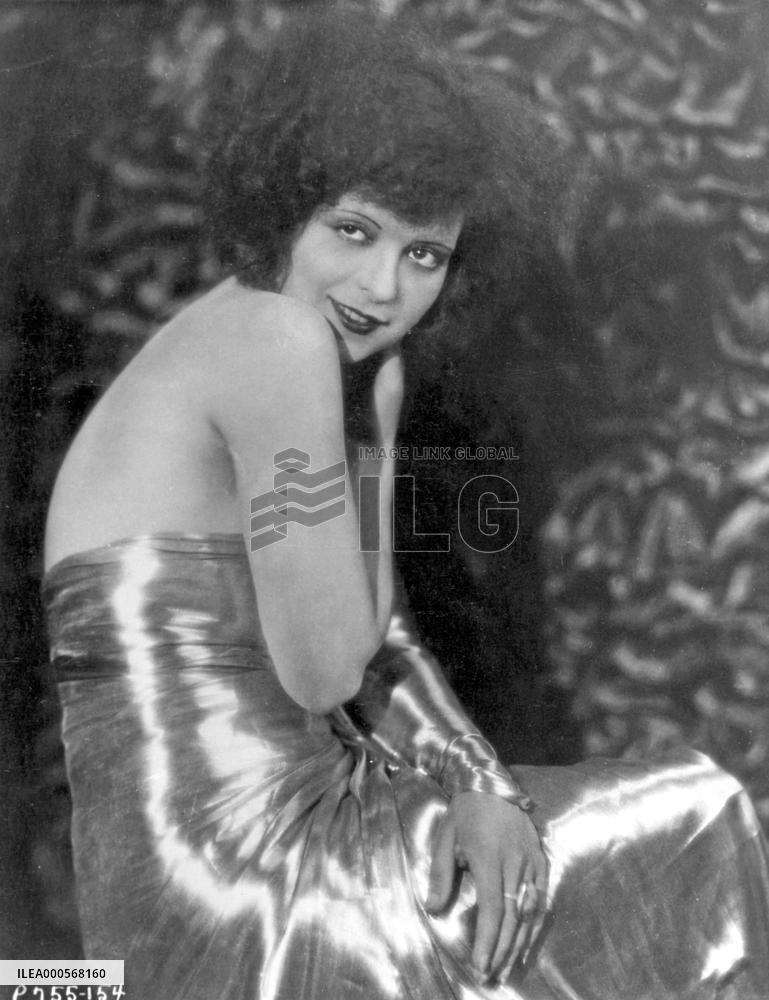 CLARA BOW