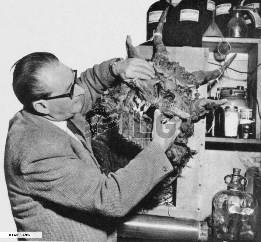 GEORGE BLACKWELL, a British special effects expert, shows th
