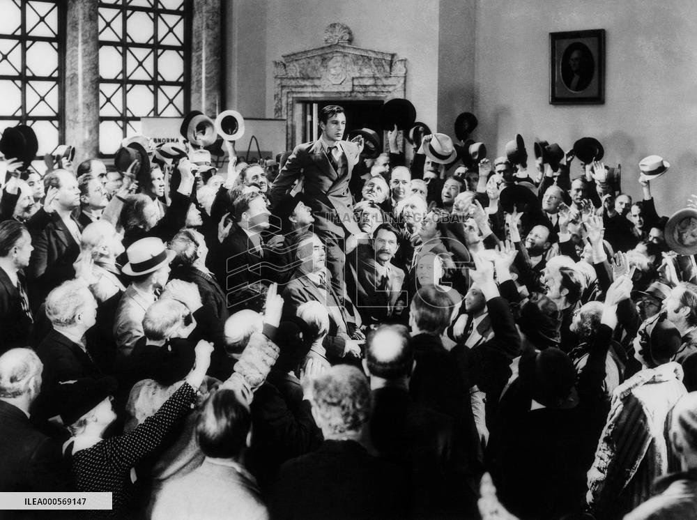 Mr. Deeds Goes To Town film (1936)