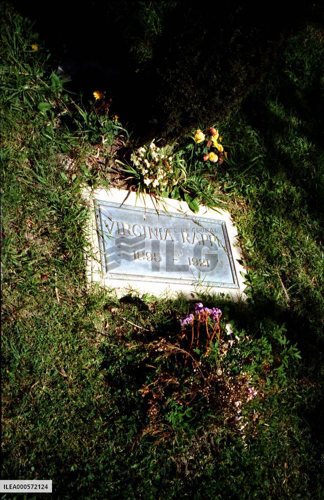Grave of VIRGINIA RAPPE in The Hollywood Cemetery, Los Angel