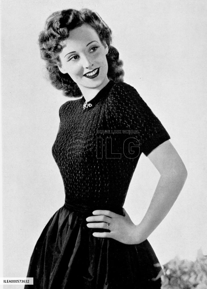 HELEN SHINGLER    British actress HELEN SHINGLER     British