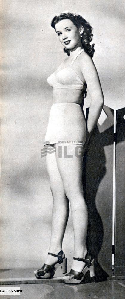 PIPER LAURIE American Actress PIPER LAURIE  American Actress