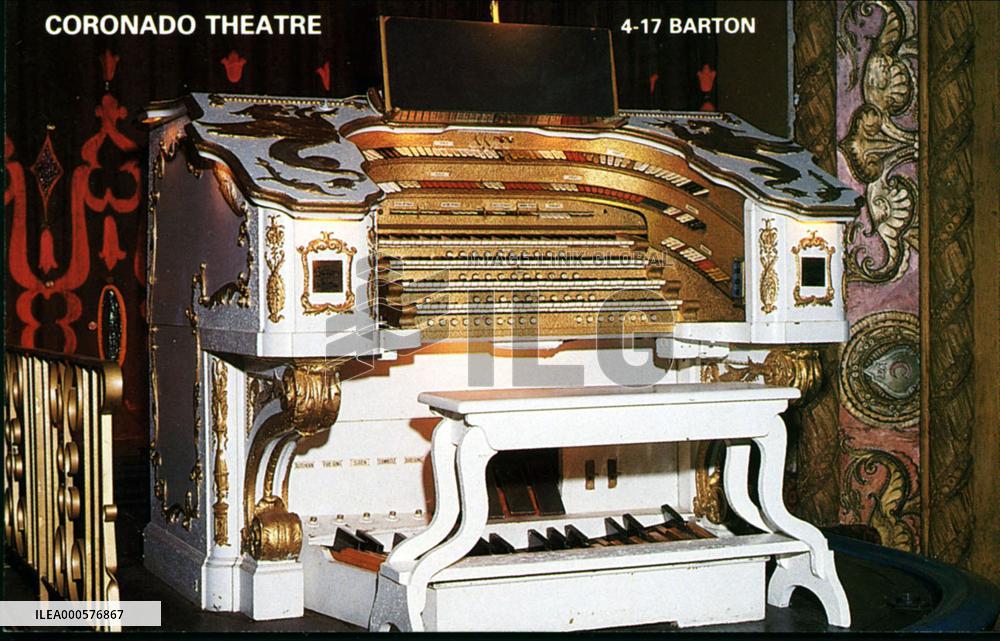 GRAND BARTON THEATRE PIPE ORGAN