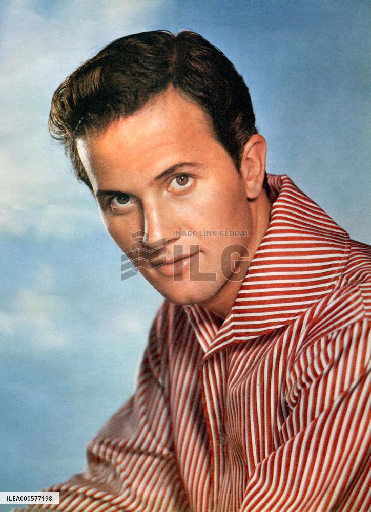 PAT BOONE   American singer abd actor PAT BOONE   American s