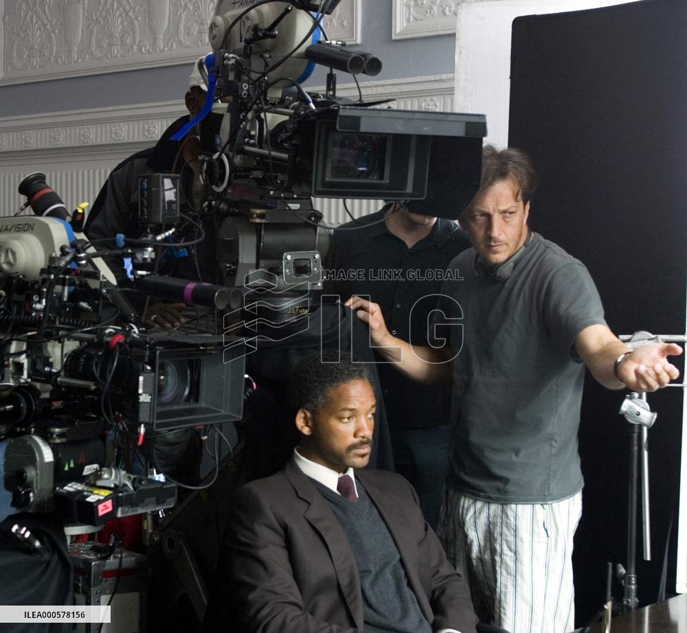 THE PURSUIT OF HAPPYNESS