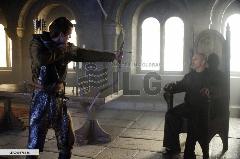 ROBIN HOOD
