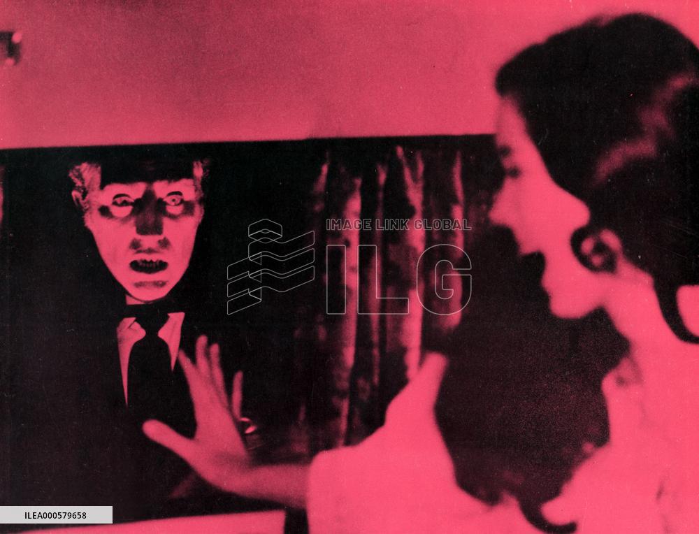 THE RETURN OF COUNT YORGA