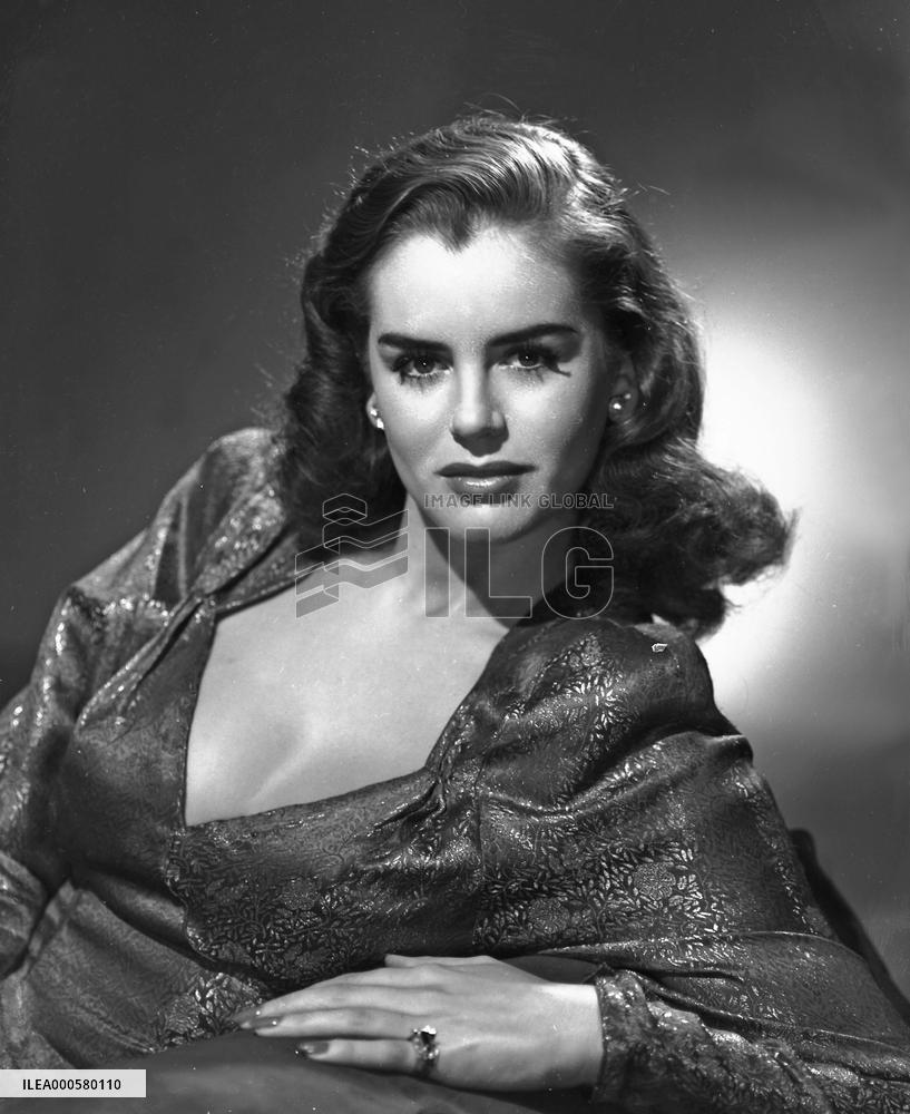 KIM KENDALL   Sister of actress KAY KENDALL KIM KENDALL    S