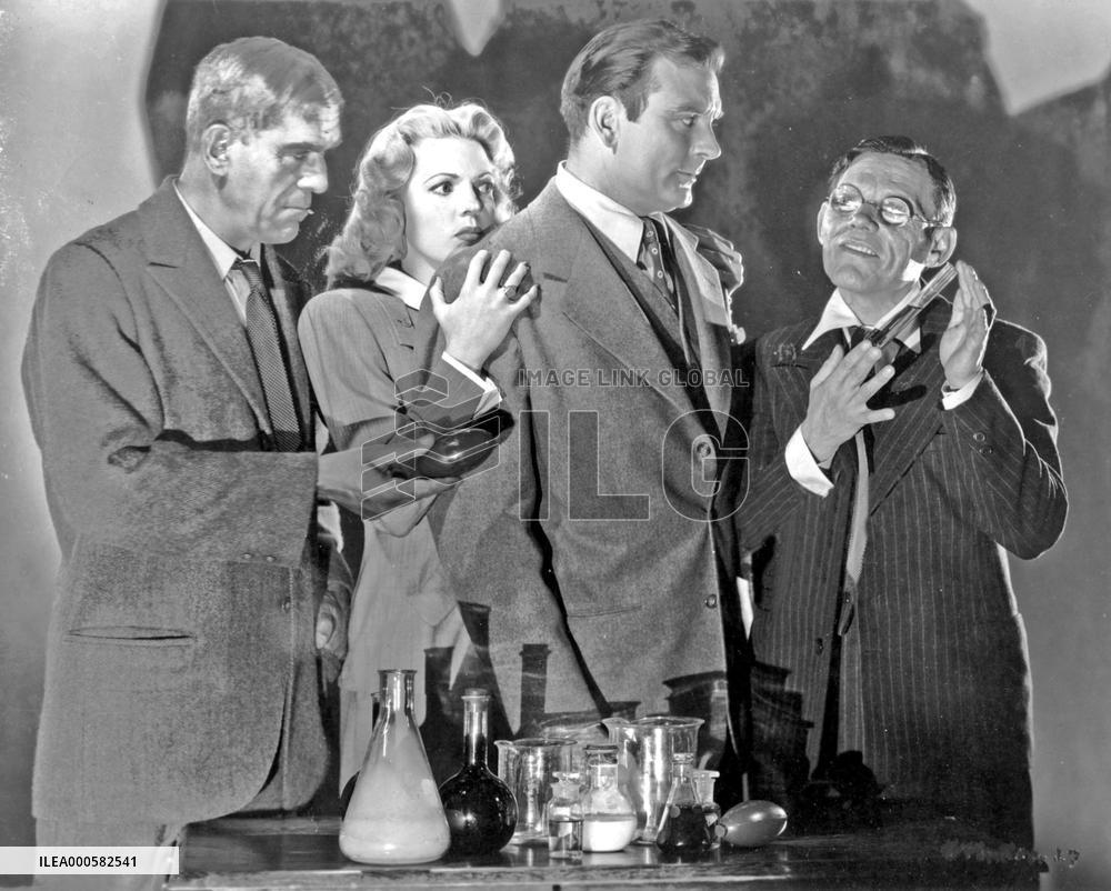 DICK TRACY MEETS GRUESOME