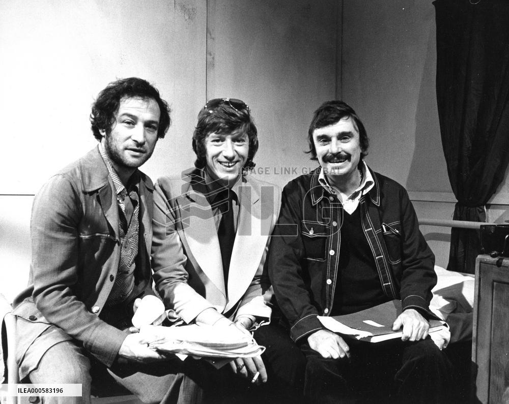 STAND UP VIRGIN SOLDIERS