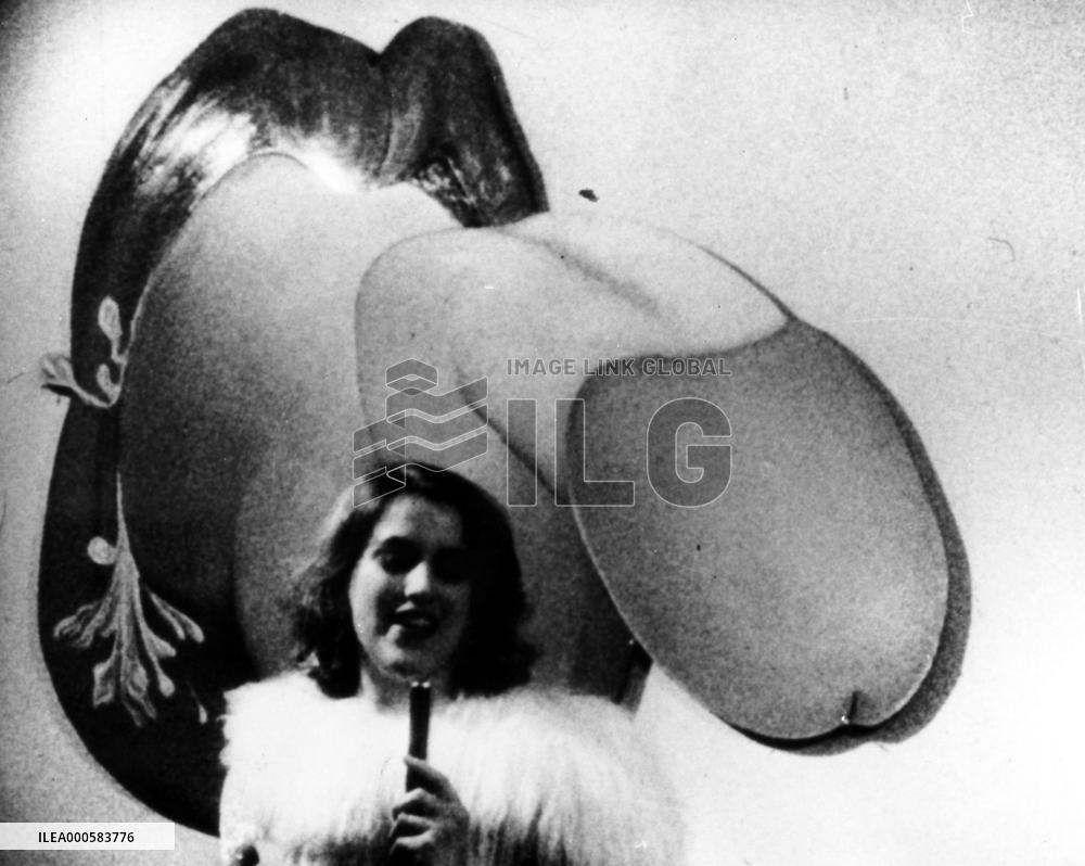 THE DEVIL'S CLEAVAGE