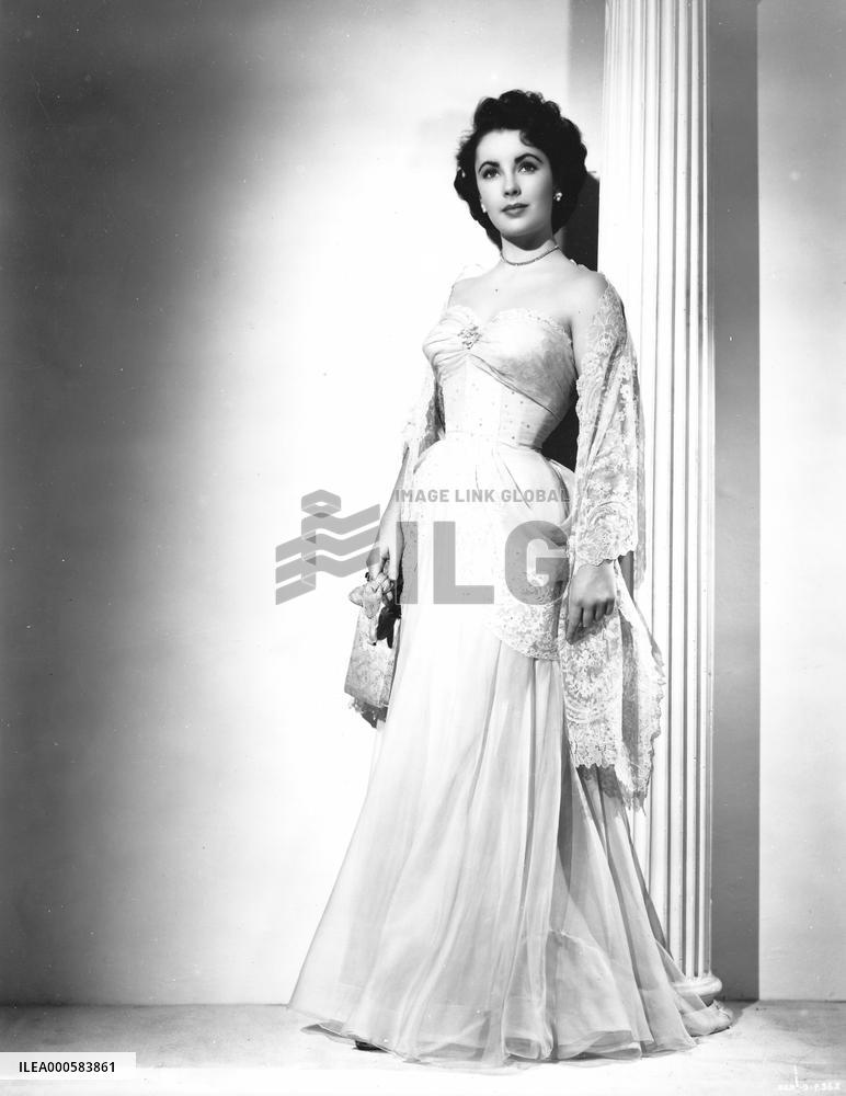 ELIZABETH TAYLOR