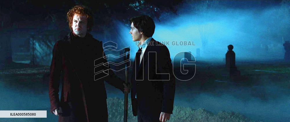 CIRQUE DU FREAK: THE VAMPIRE'S ASSISTANT