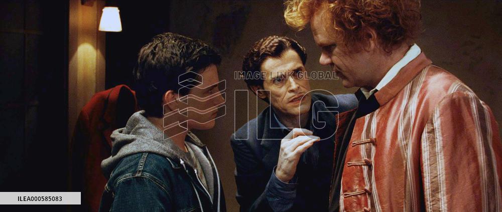 CIRQUE DU FREAK: THE VAMPIRE'S ASSISTANT