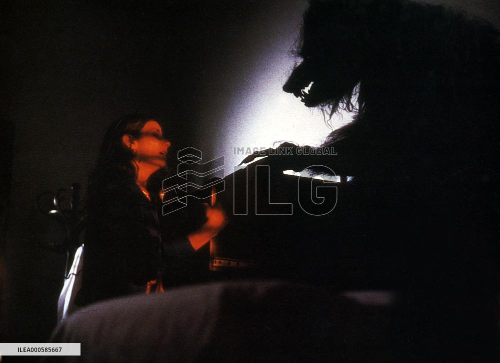 THE HOWLING
