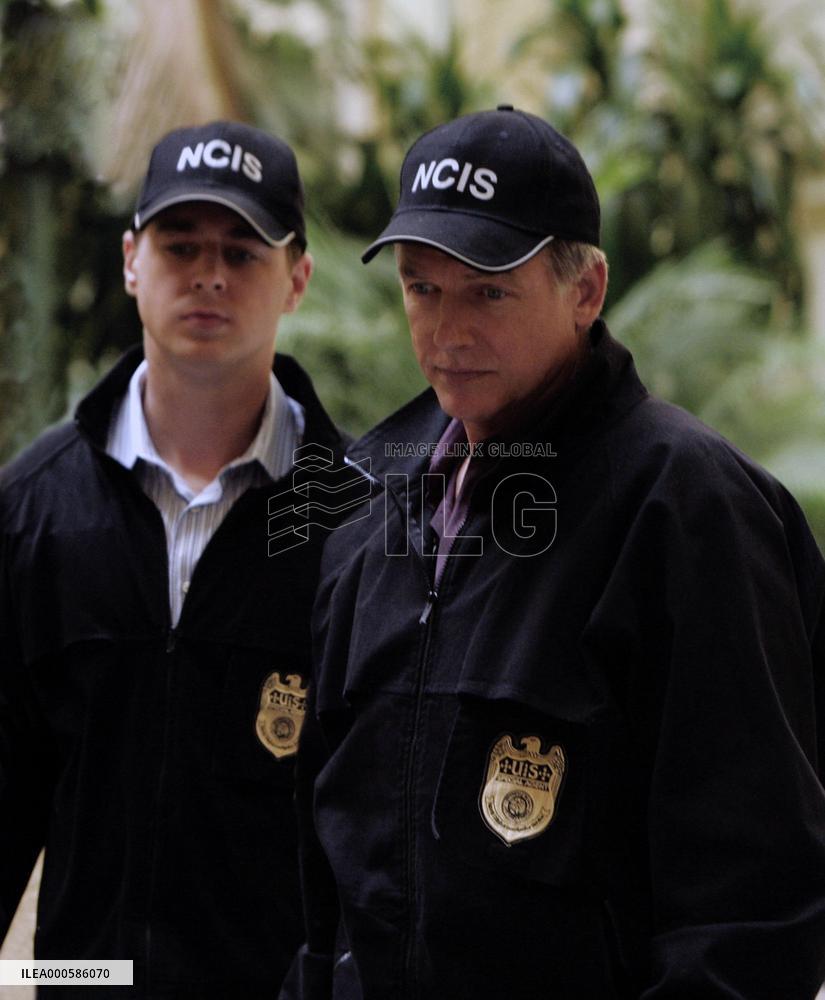 NAVY NCIS : NAVAL CRIMINAL INVESTIGATIVE SERVICE
