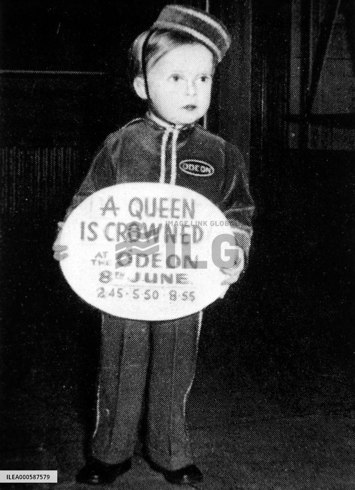 CINEMA PAGE BOY, 1953