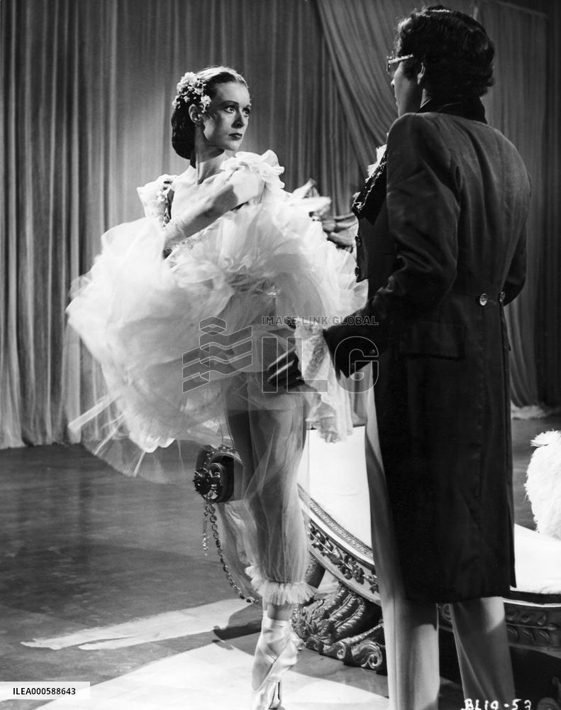 THE TALES OF HOFFMANN