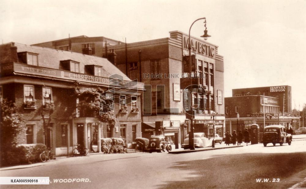 MAJESTIC CINEMA, WOODFORD, ESSEX