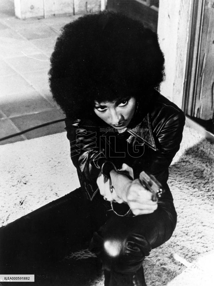 FOXY BROWN