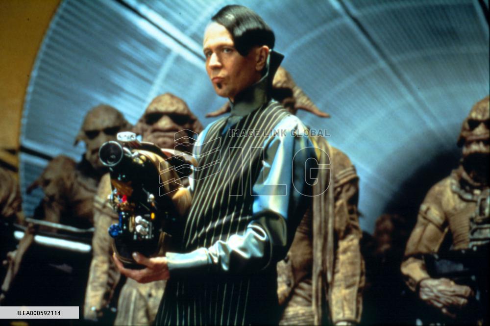 THE FIFTH ELEMENT (US/FR 1997) GARY OLDMAN